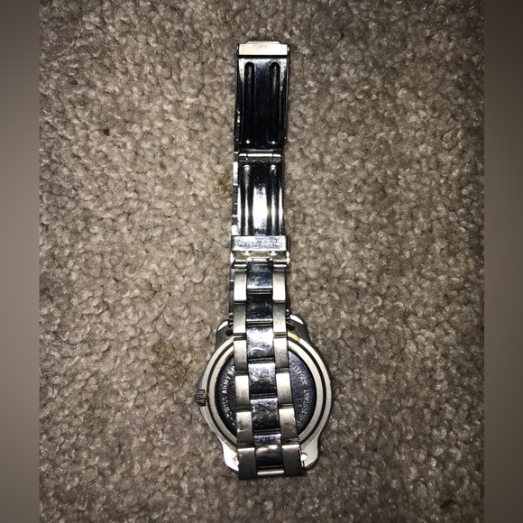 Stainless Steel Swiss Army Watch - Picture 3 of 3